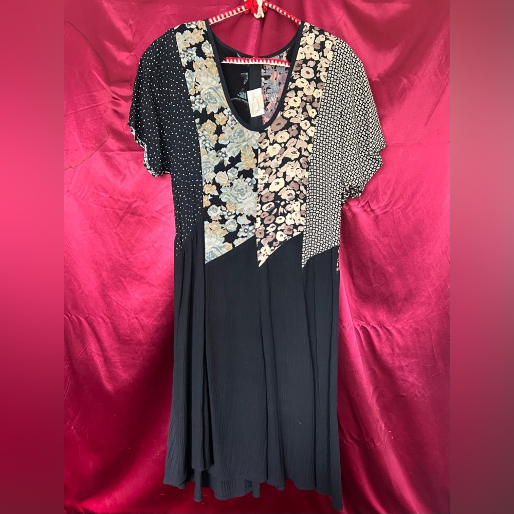Black Mixed-Print Midi Dress - Floral & Polka Dot Paneling
